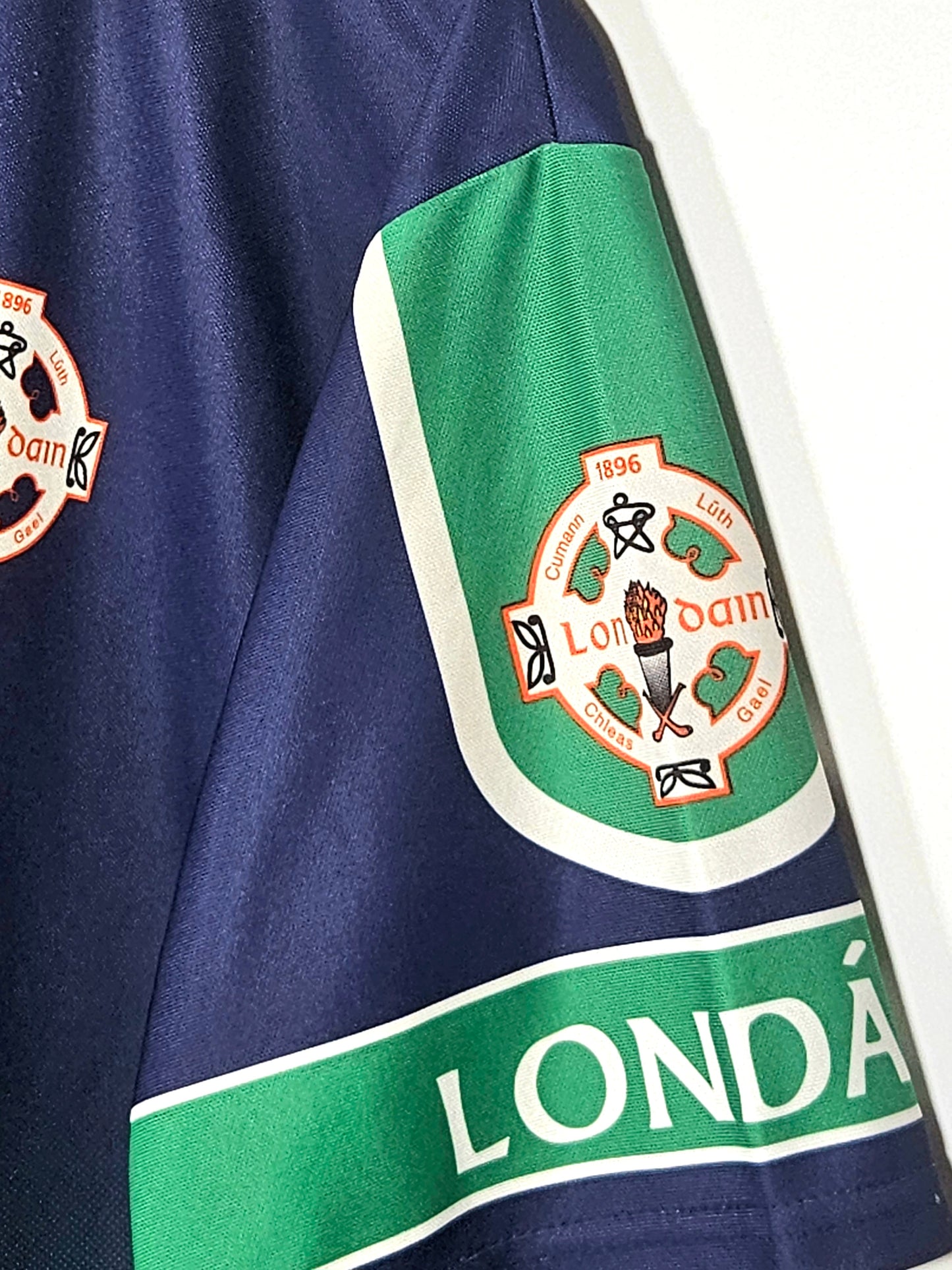 London Away 2004 (M)