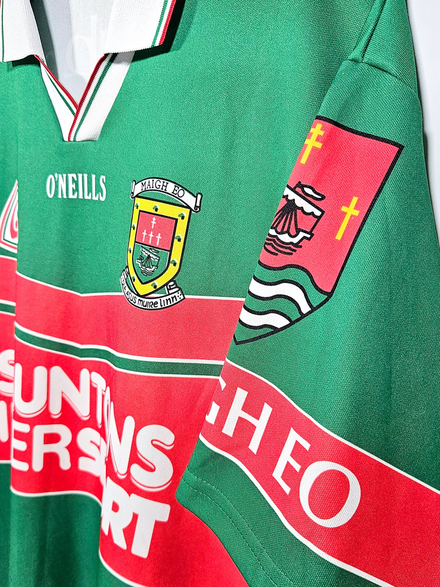 Mayo 2001 (L)