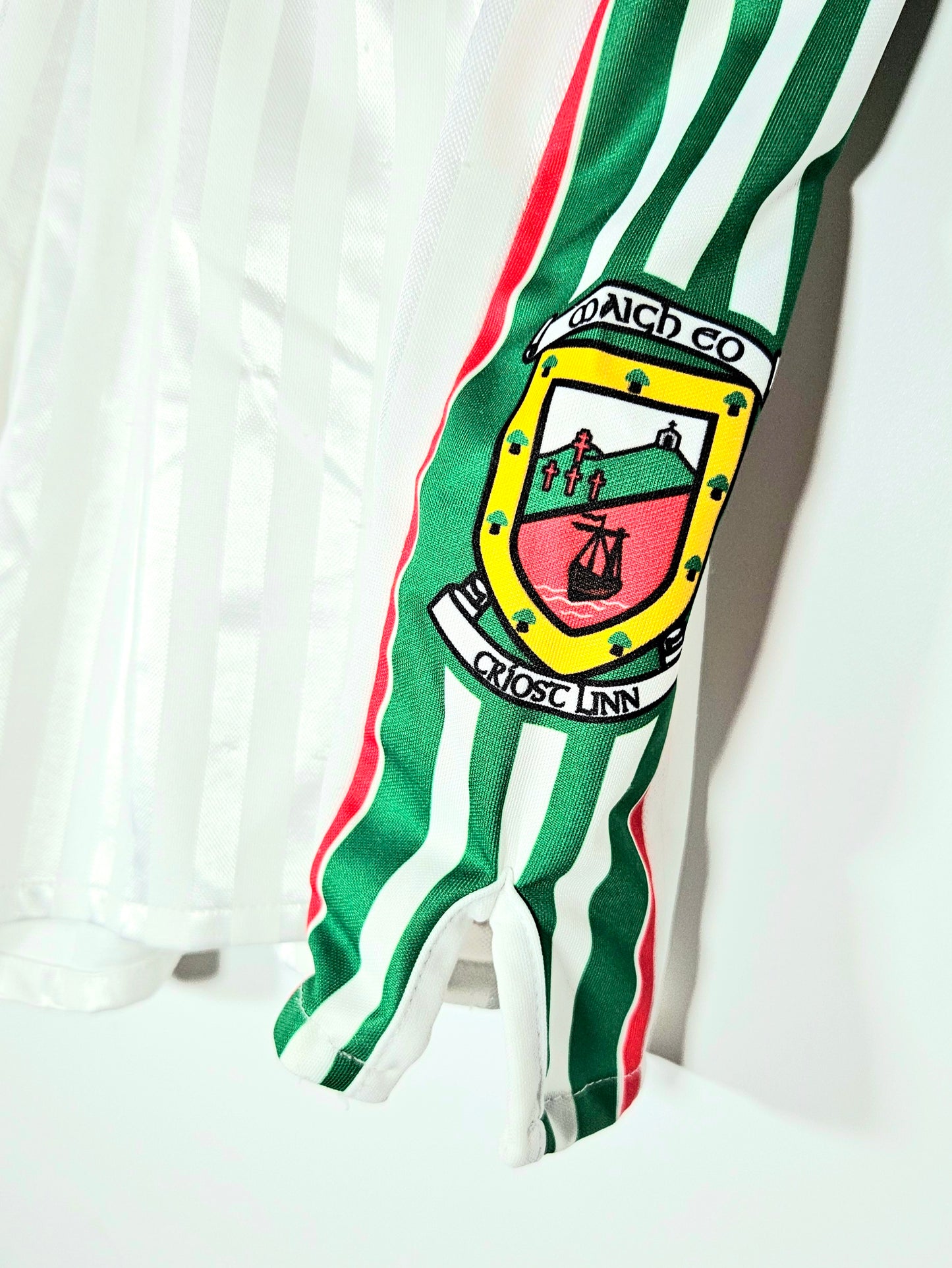 Mayo Shorts 2000s (M)